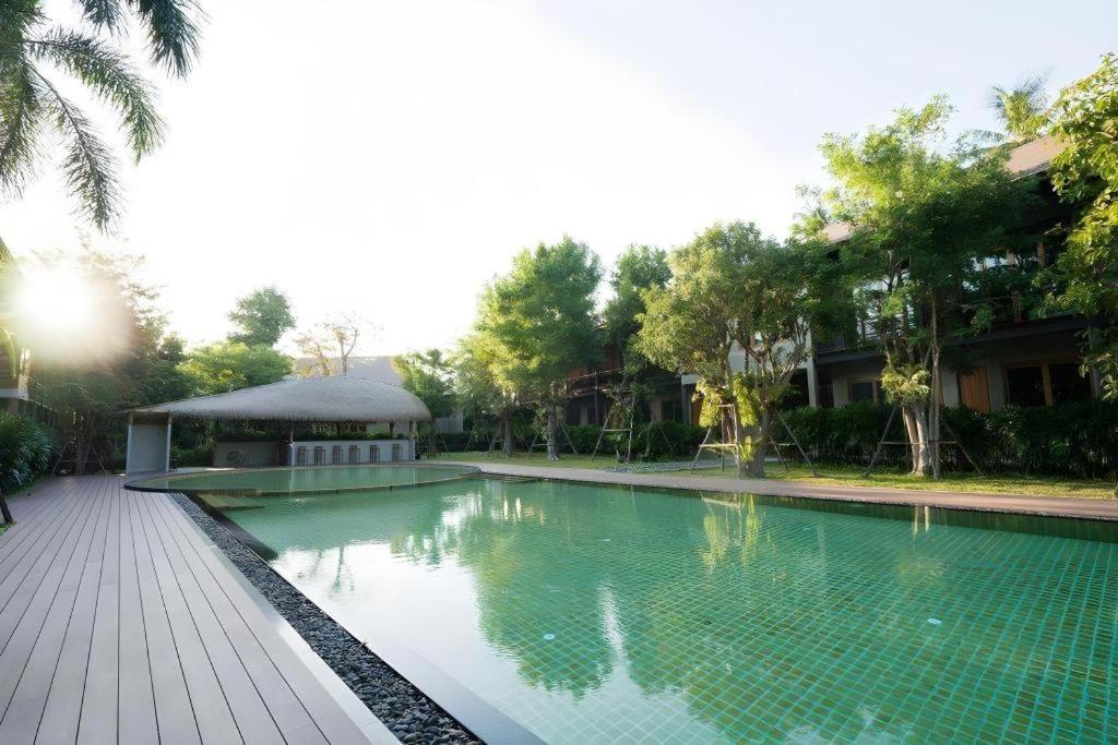 The Buffalo Amphawa Samut Songkhram Exterior foto